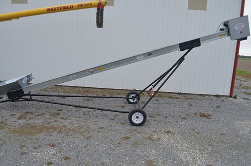 Property photo 100 - JOHN DEERE FARM EQUIPMENT AUCTION